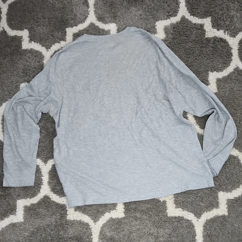 Old Navy Thermal - Picture 2 of 4